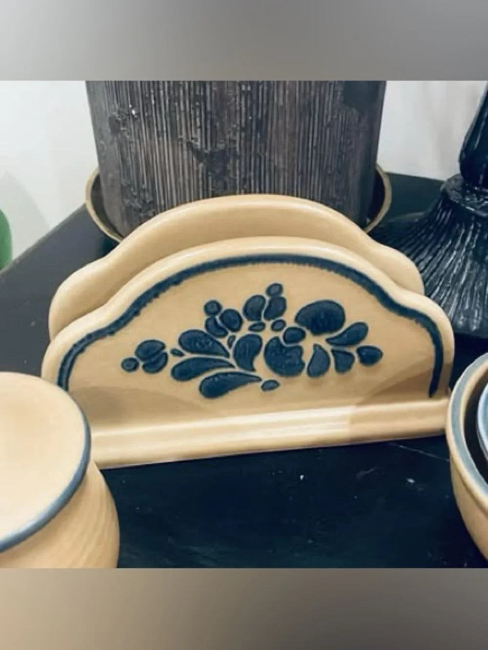 Pfaltzgraff Folk Art Stoneware Set